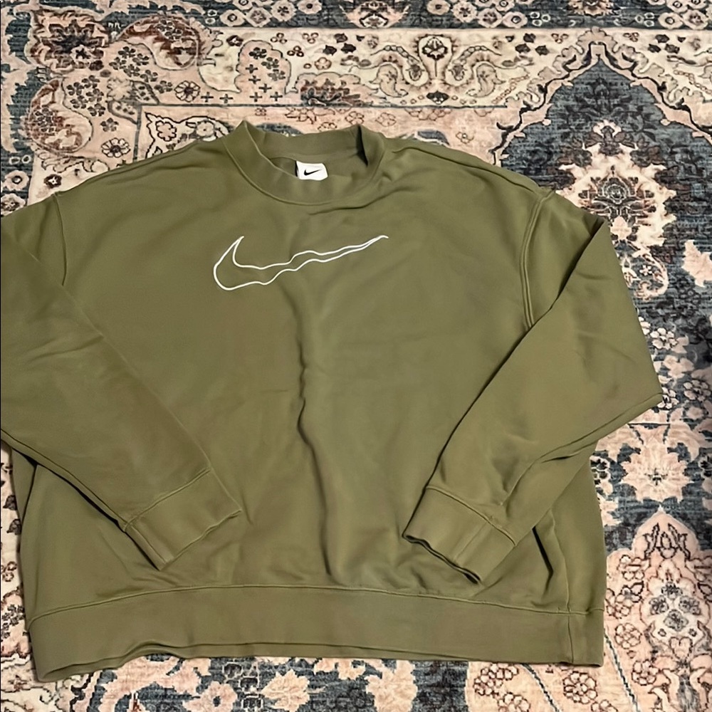 Nike drifit Crew Neck